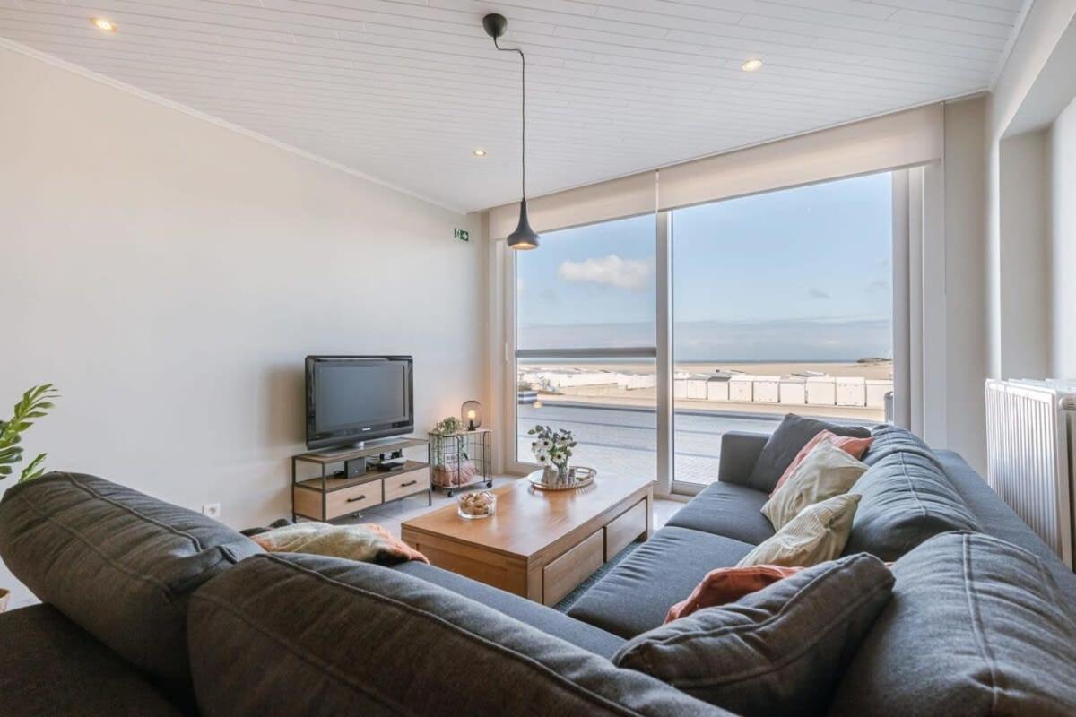 Apartment Huswell - Beachfront In Zeebrugge Bruges