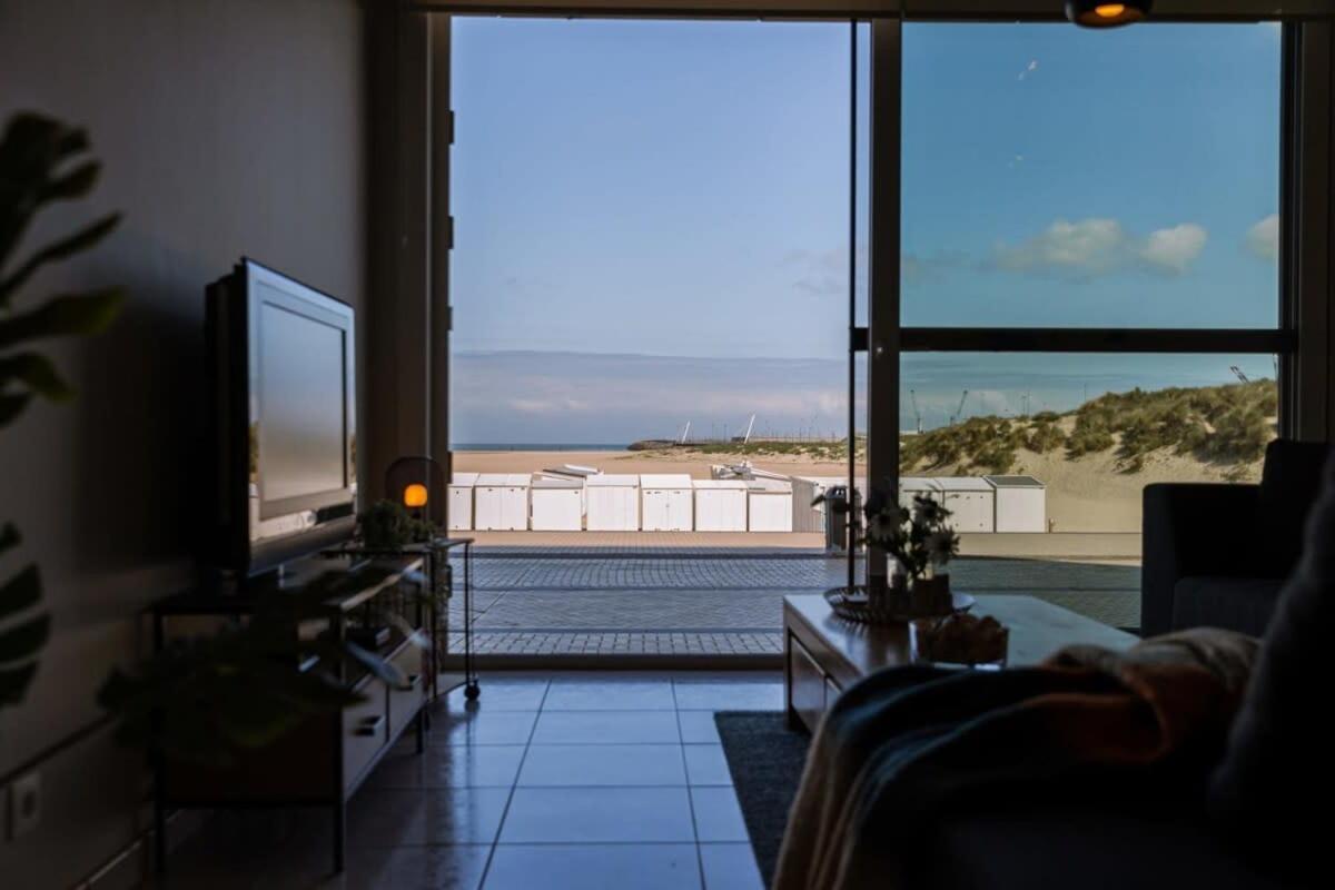 Huswell - Beachfront In Zeebrugge Apartment *